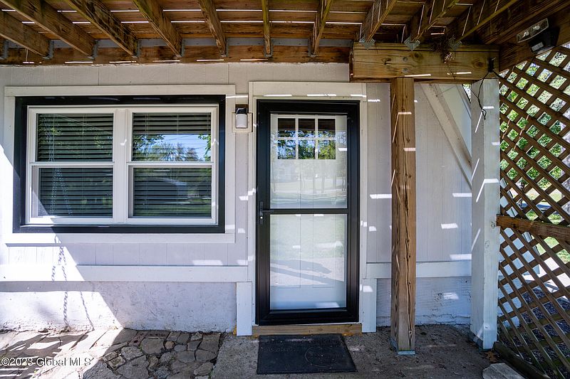 3rd image of 164 Meehan Road