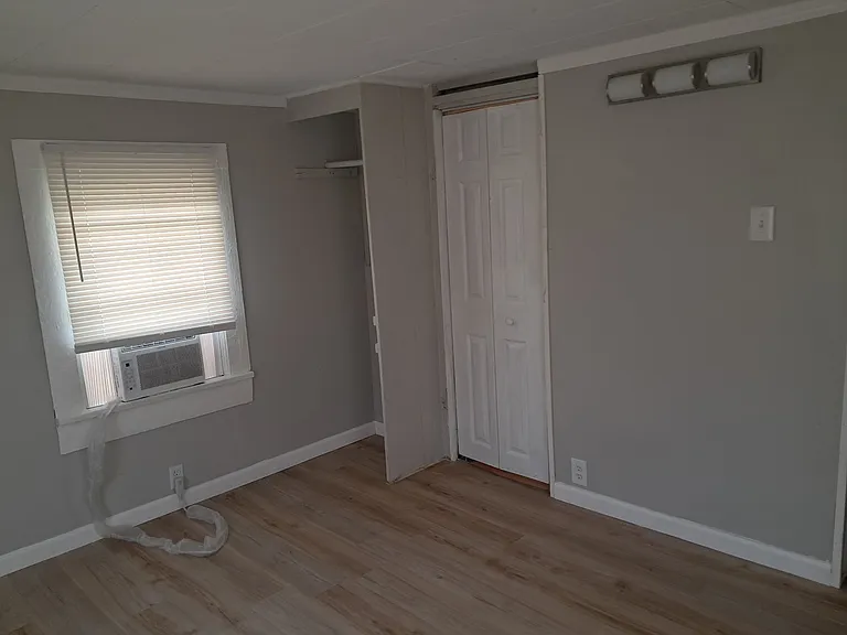 411 24th St W #411 — Photo 7