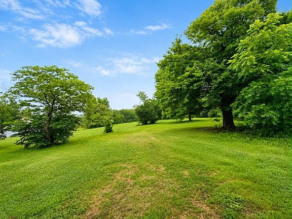 4th image of 37433 S 4450th Rd