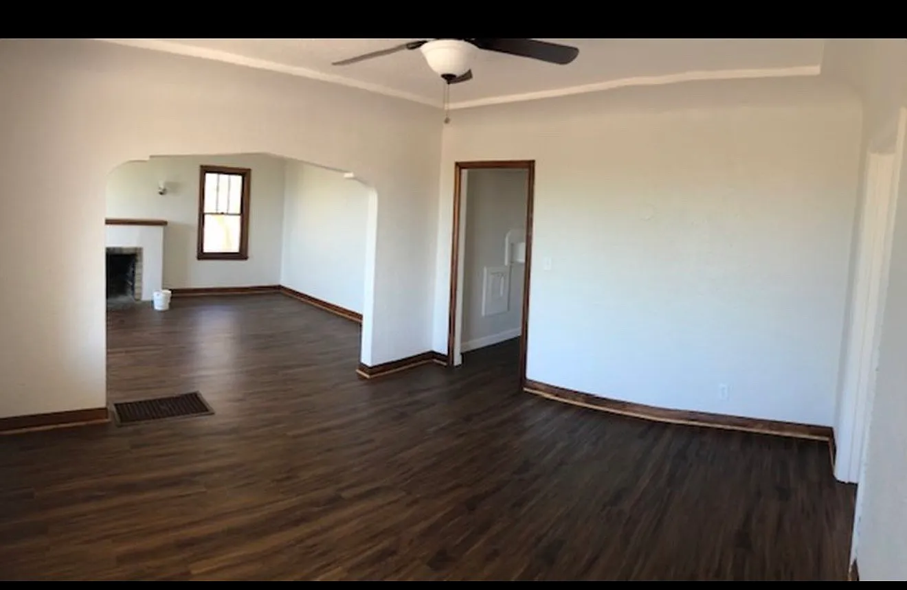 3 bed, 1340 sqft, $3,100 — Photo 3
