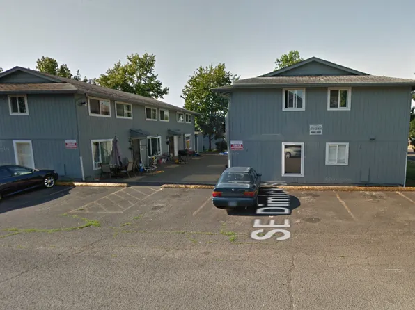 597, 316 SE Davis St APT 03, Dallas, OR 97338