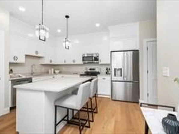 36 Old Louisquisset Pike #303, North Smithfield, RI 02896