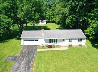5628 Draudt Rd, Orchard Park, NY 14127
