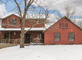 4531 Doe Run Dr, Cedar Rapids, IA 52411