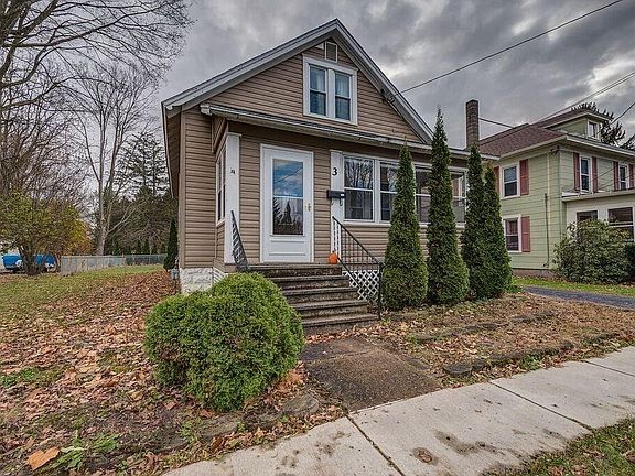 2nd image of 3 Hotaling St