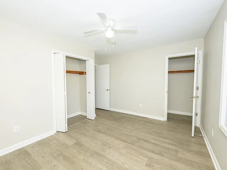 173 Creekvale Dr #13 — Photo 10