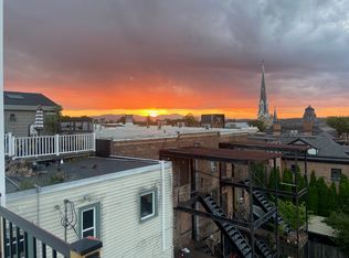 432 Warren St #4R, Hudson, NY 12534