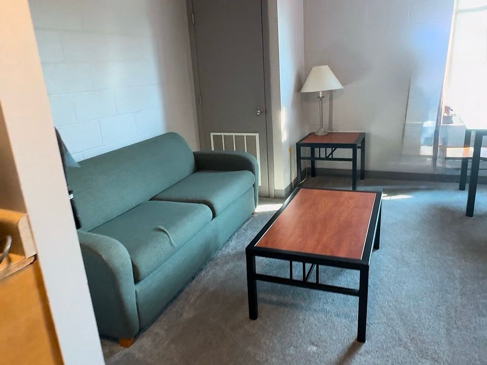 2nd image of 186 Mill St #1601