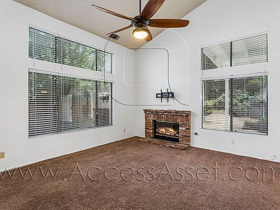 4th image of 15210 Tiller Ln