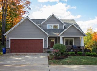 6060 Grubb Rd, Erie, PA 16506