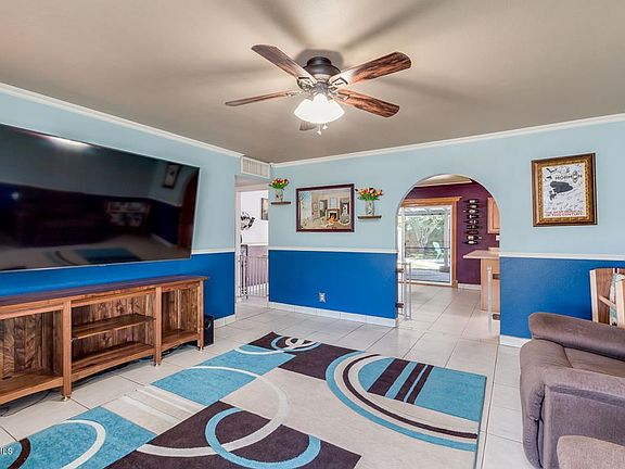 3rd image of 3519 W Gardenia Ave