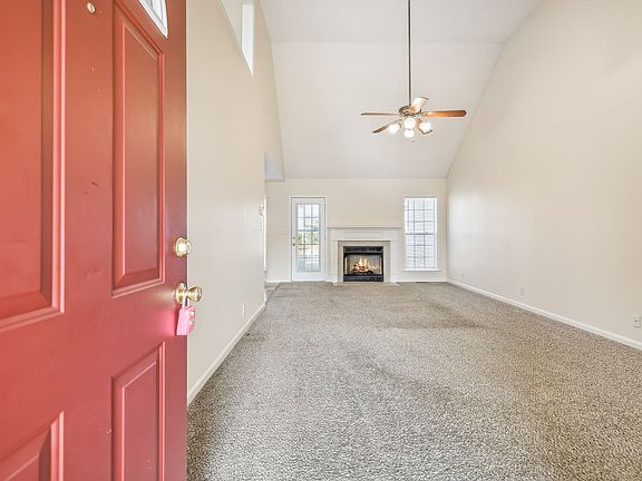5th image of 1407 Cedar Springs Cir