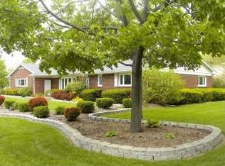 23551 W Manor Dr, Genoa, OH