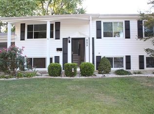 255 Downing Ave, Florissant, MO 63031