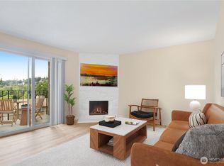 11643 100th Avenue NE #B-3, Kirkland, WA