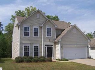 660 Timber Walk Dr, Simpsonville, SC 29681
