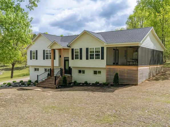 435 Bradley Ln, Bath Springs, TN 38311