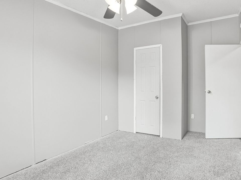1st image of 408 Ocean Spray Dr