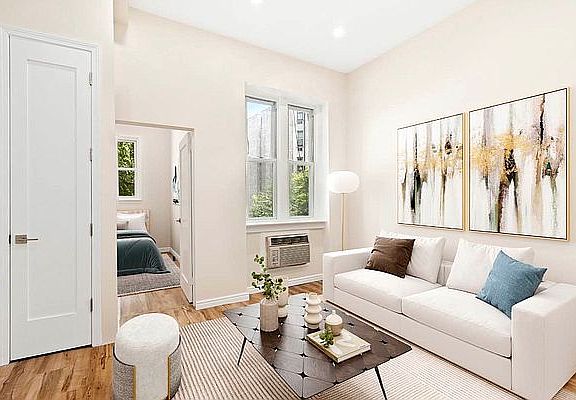 4th image of 135 W 95th St #1B