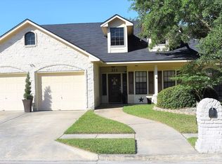 311 Vista Cv, Victoria, TX 77904