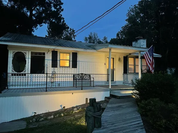 95 White Dr, Springville, TN 38256