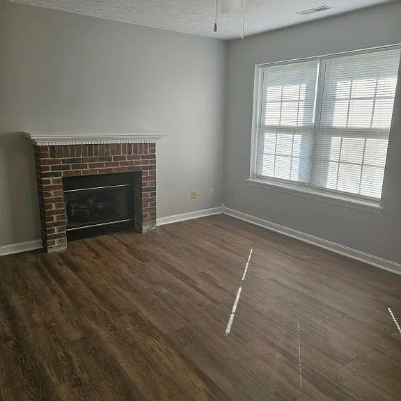 153 Bittersweet Dr — Photo 5