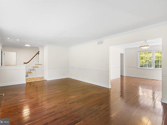 5th image of 3503 Saint Davids Rd
