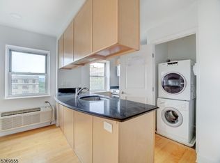 70 S Munn Ave APT 711, East Orange, NJ 07018