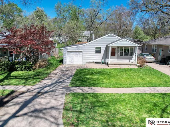 4338 D St, Lincoln, NE 68510