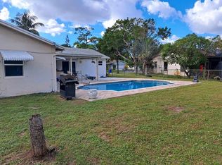 1007 SW 49th Ave, Margate, FL 33068