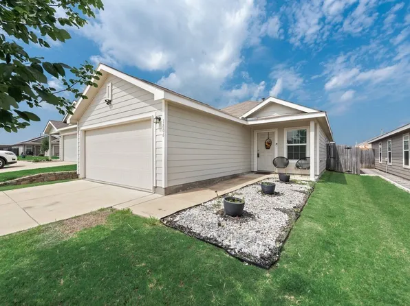 1806 Barrie Way, Crandall, TX 75114