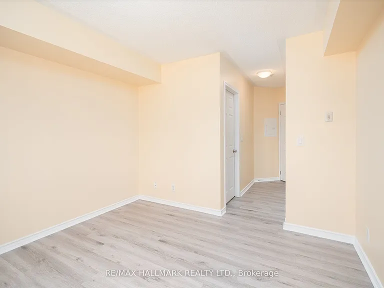 10 Mendelssohn St #117 — Photo 15