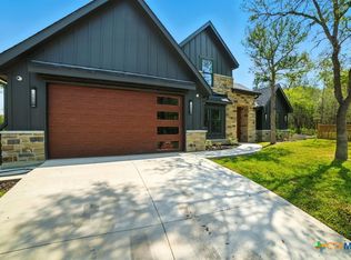 280 Bali Hai Ln, Bastrop, TX 78602