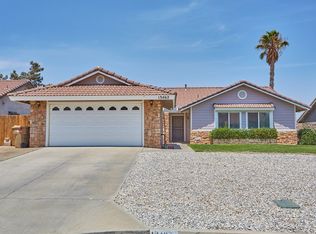 13462 Mountain Dr, Hesperia, CA 92344