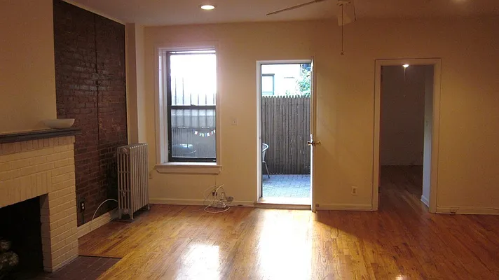 Rented by (Legacy) NY Quality Living Uptown | media 23