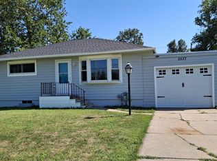 5537 Calvert St, Lincoln, NE 68506