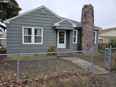 1321 E 13th Pl, The Dalles, OR, 97058
