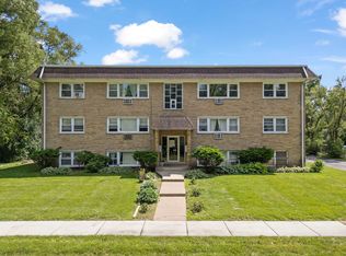 255 E Oak St APT 12, Addison, IL 60101