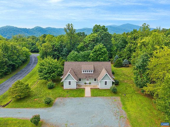 4th image of 30 Cedar Meadow Dr