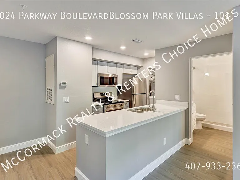 3024 Parkway Boulevardblossom Park Vlg #101 — Photo 11