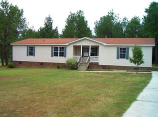 105 Wilshire Ln, Four Oaks, NC 27524