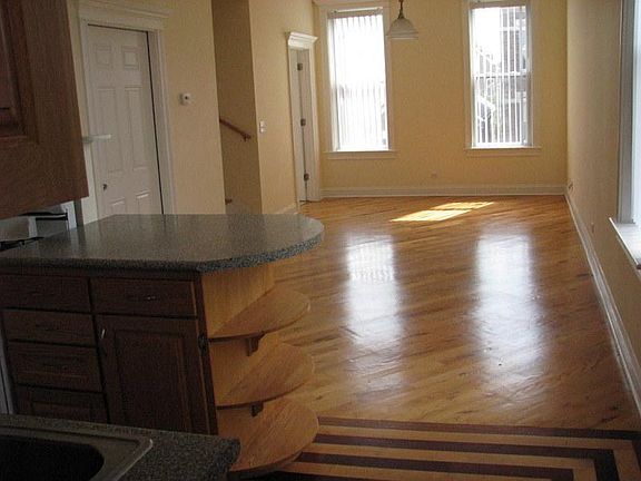 3rd image of 1242 N Bosworth Ave APT 3F