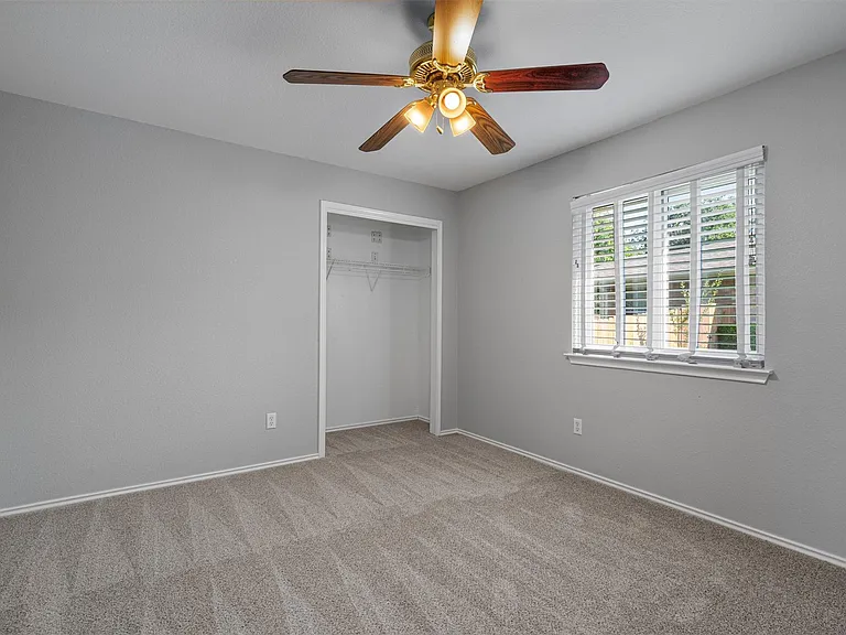 1713 Darjeeling Dr — Photo 13