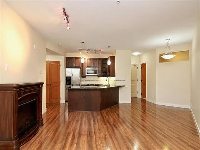 1 bed, 735 sqft, $1,875 — Photo 2
