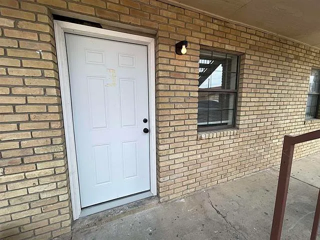 3005 E Price St #3 — Photo 2