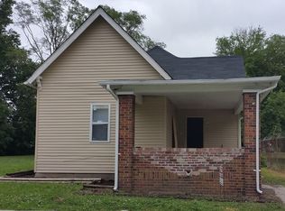 2529 Station St, Indianapolis, IN 46218