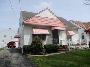 15105 Harvard Ave, Cleveland, OH 44128