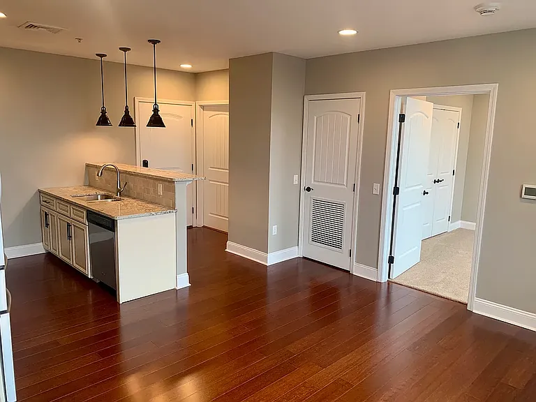 11 W Market St #403 — Photo 3