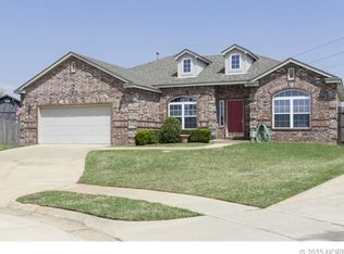 8512 E Lansing Ave, Broken Arrow, OK 74014