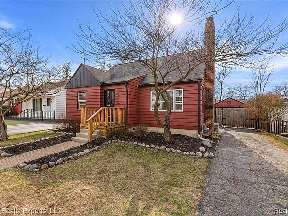 4th image of 176 Chippewa Rd